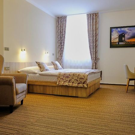 Hotel Gtc 3* Superior Bilovec Eksteriør bilde