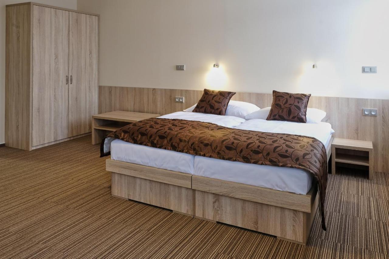 Hotel Gtc 3* Superior Bilovec Eksteriør bilde